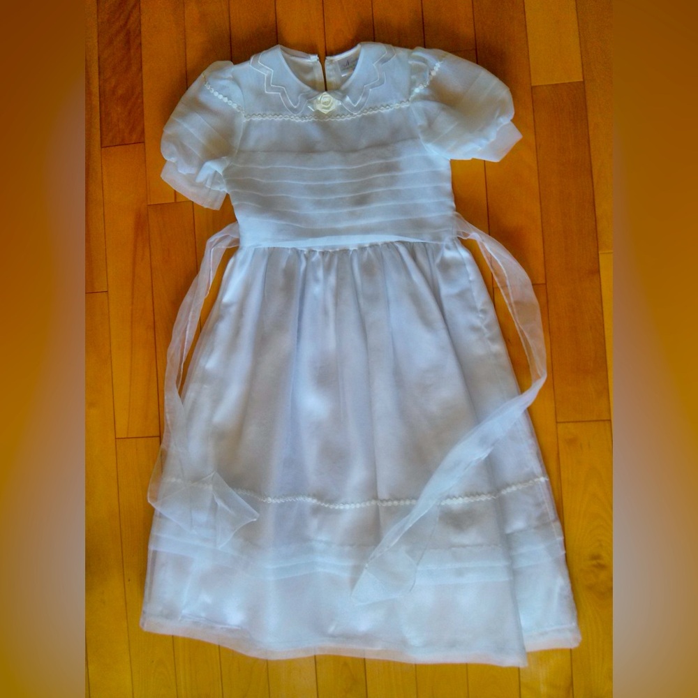 Elegant flower girl /White First Communion Dress with Sheer Sleeves-size 12